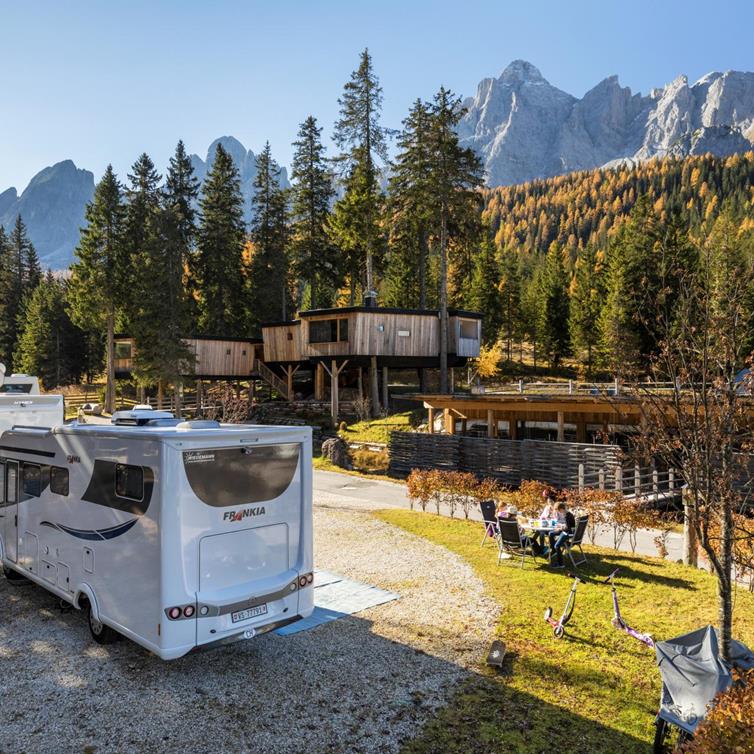 Verbringe deinen Herbsturlaub im CaravanPark Sexten!